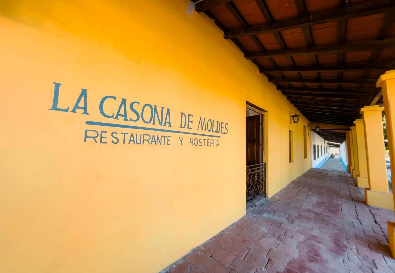 La Casona De Moldes Hotel Coronel Moldes Eksteriør billede