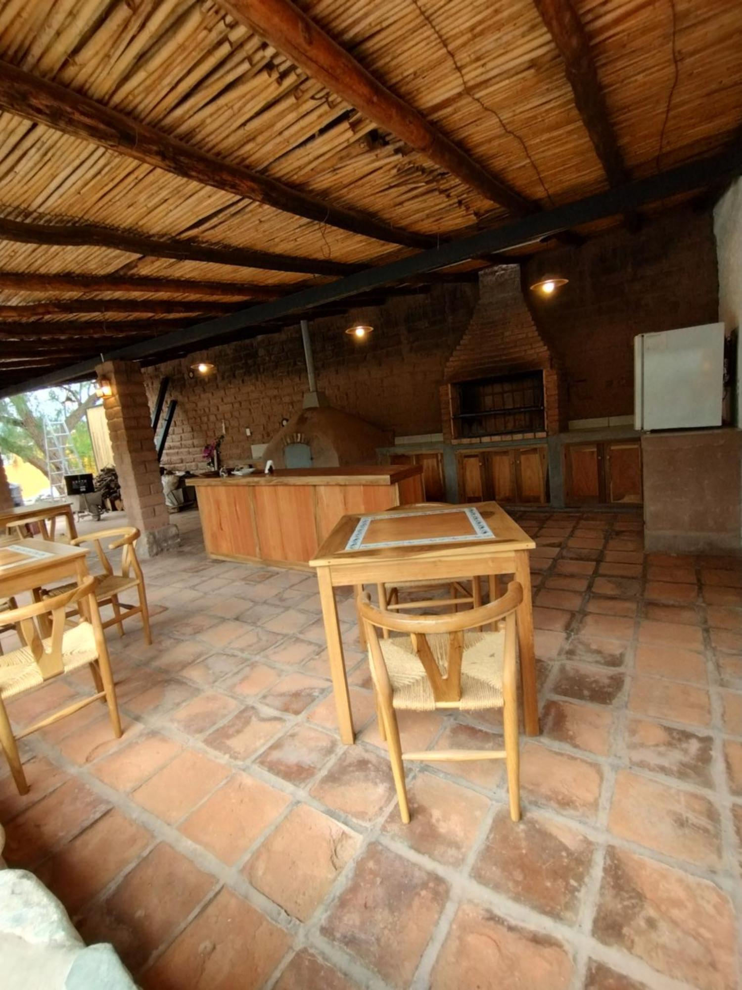 La Casona De Moldes Hotel Coronel Moldes Eksteriør billede